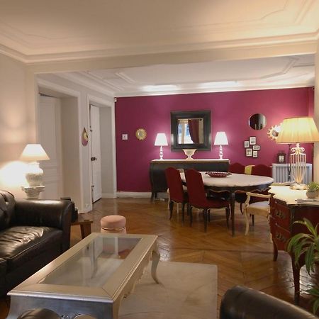 Two-Bedroom Apartment Champs-Elysees Paris Dış mekan fotoğraf