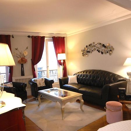 Two-Bedroom Apartment Champs-Elysees Paris Dış mekan fotoğraf